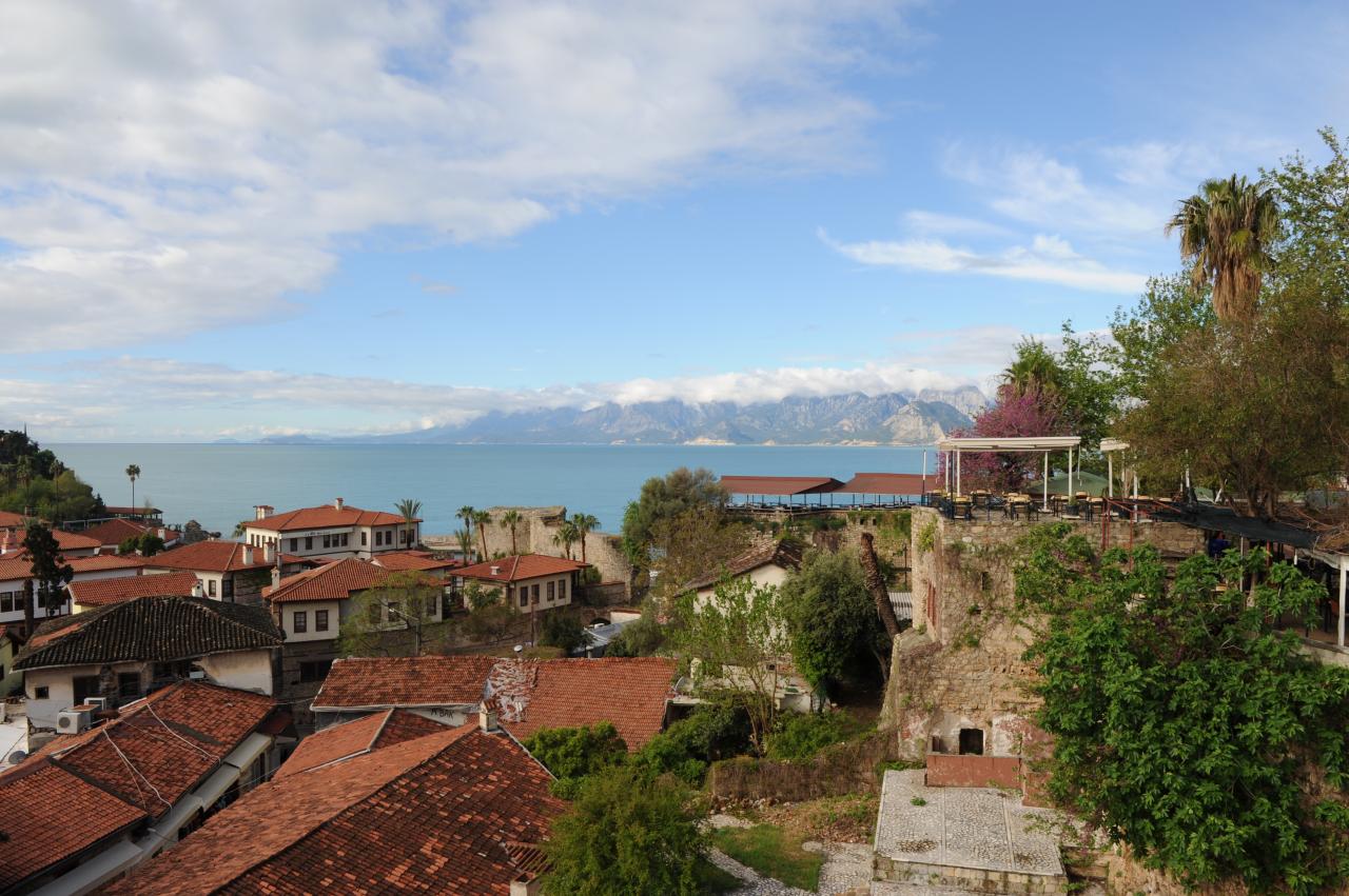 Vue sur la vieille Antalya