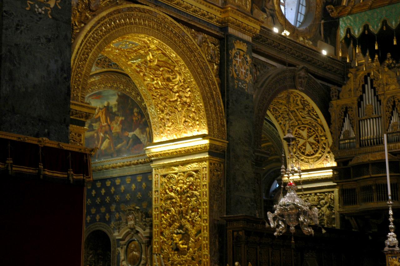 Intérieur de la Cathédrale Saint-Jean